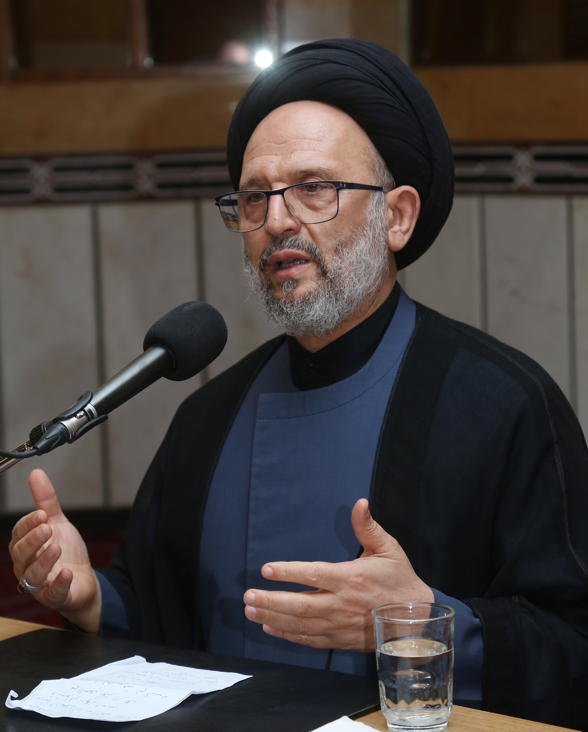 العلامة فضل الله مهنئا بعيد العمال:  من حقهم على وطنهم أن ينالوا حقوقهم ويشعروا بالأمان