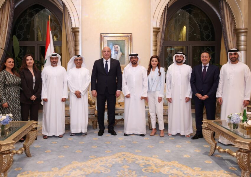الرئيس عون التقى السفير  دندن والعاملين في السفارة في ابو ظبي وتحدث مع رؤساء تحرير الصحف الاماراتية