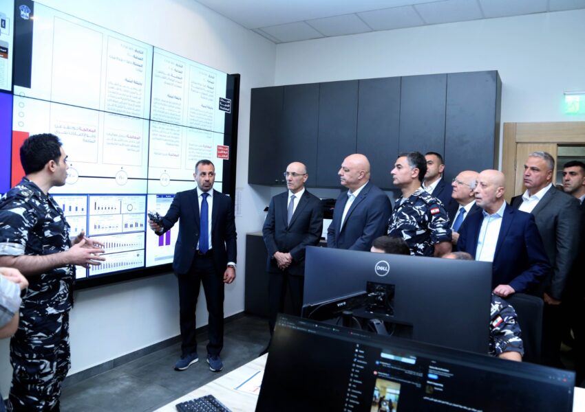 رئيس الجمهورية تفقد غرفة العمليات في قوى الأمن الداخلي في بيروت  لمتابعة المرحلة الثانية من الانتخابات البلدية والإختيارية في محافظتي الشمال وعكار