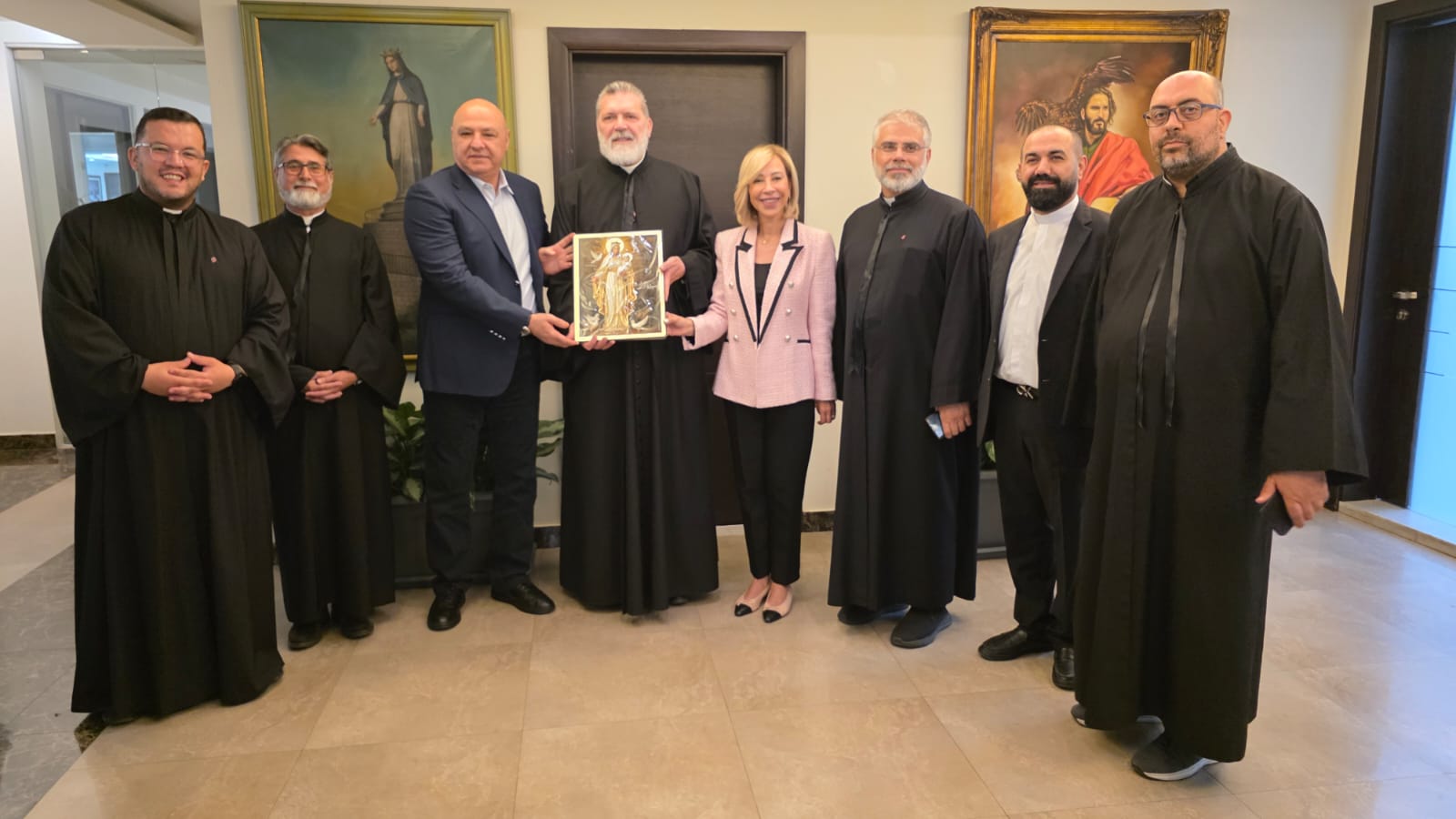 زار فخامة رئيس الجمهورية اللبنانية العماد جوزيف عون واللبنانية الاولى السيدة نعمت عون والعائلة مزار سيدة لبنان زار فخامة رئيس الجمهورية اللبنانية العماد جوزيف عون واللبنانية الاولى السيدة نعمت عون والعائلة مزار سيدة لبنان