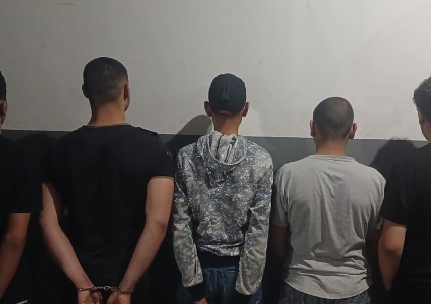 ينشطون بعمليّات السّرقة في محافظة الشّمال، وفصيلة أميون تُلقي القبض عليهم.