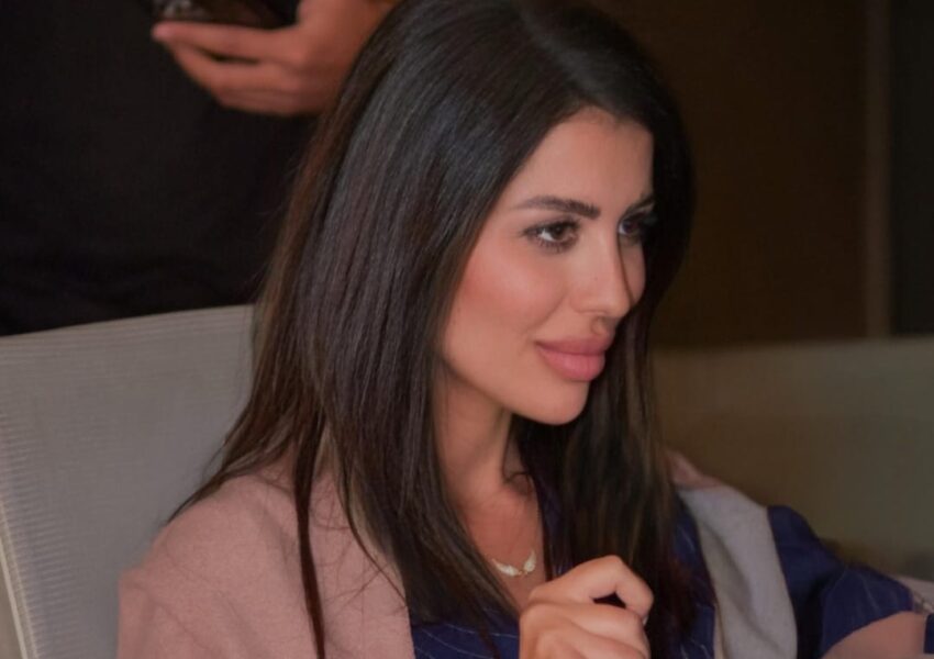 بإخراج ريمي العمار وتألق سمو الشيخة مهرة…الصحراء تروِي حكاية فخامة وأصالة