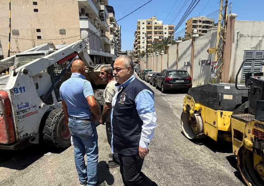 السيد عامر عفيف معطي يُطلق المرحلة الثانية من مبادرة تزفيت الطرقات في صيدا: نحو بنى تحتية أفضل في الأحياء الشرقية والغربية