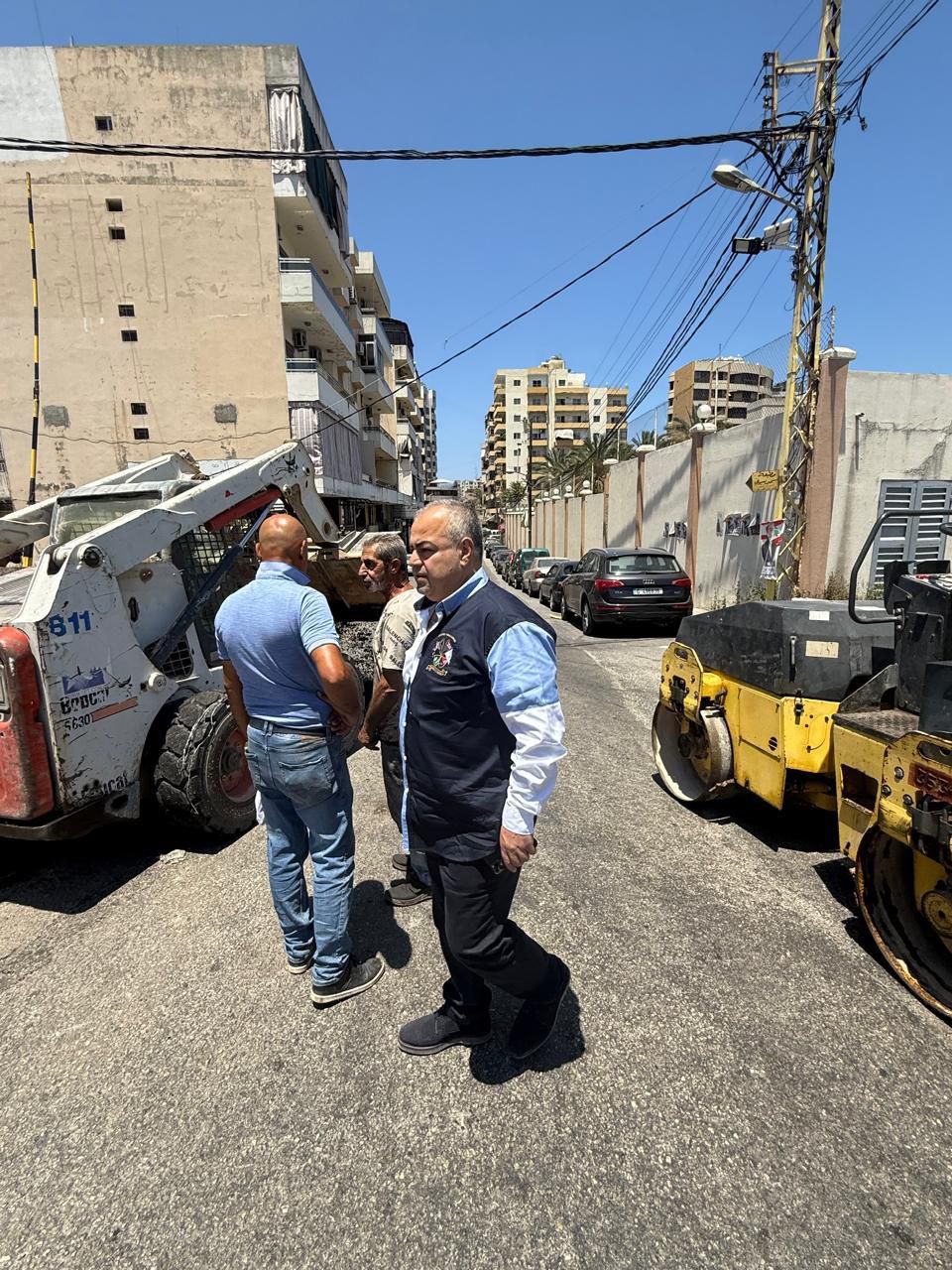 السيد عامر عفيف معطي يُطلق المرحلة الثانية من مبادرة تزفيت الطرقات في صيدا: نحو بنى تحتية أفضل في الأحياء الشرقية والغربية