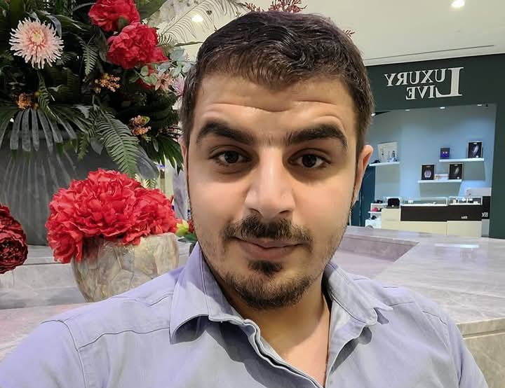 المصمم الديكور السوري عبدالرحمن طعان.. أعشق عالم الديكور واتمني أن أكون من الاسماء الهامة في مجالي