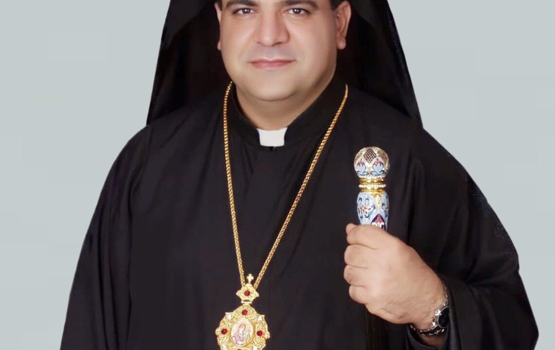 المطران إبراهيم يهنئ بحلول عيد الأضحى : فليستلهم الجميع من معاني العيد