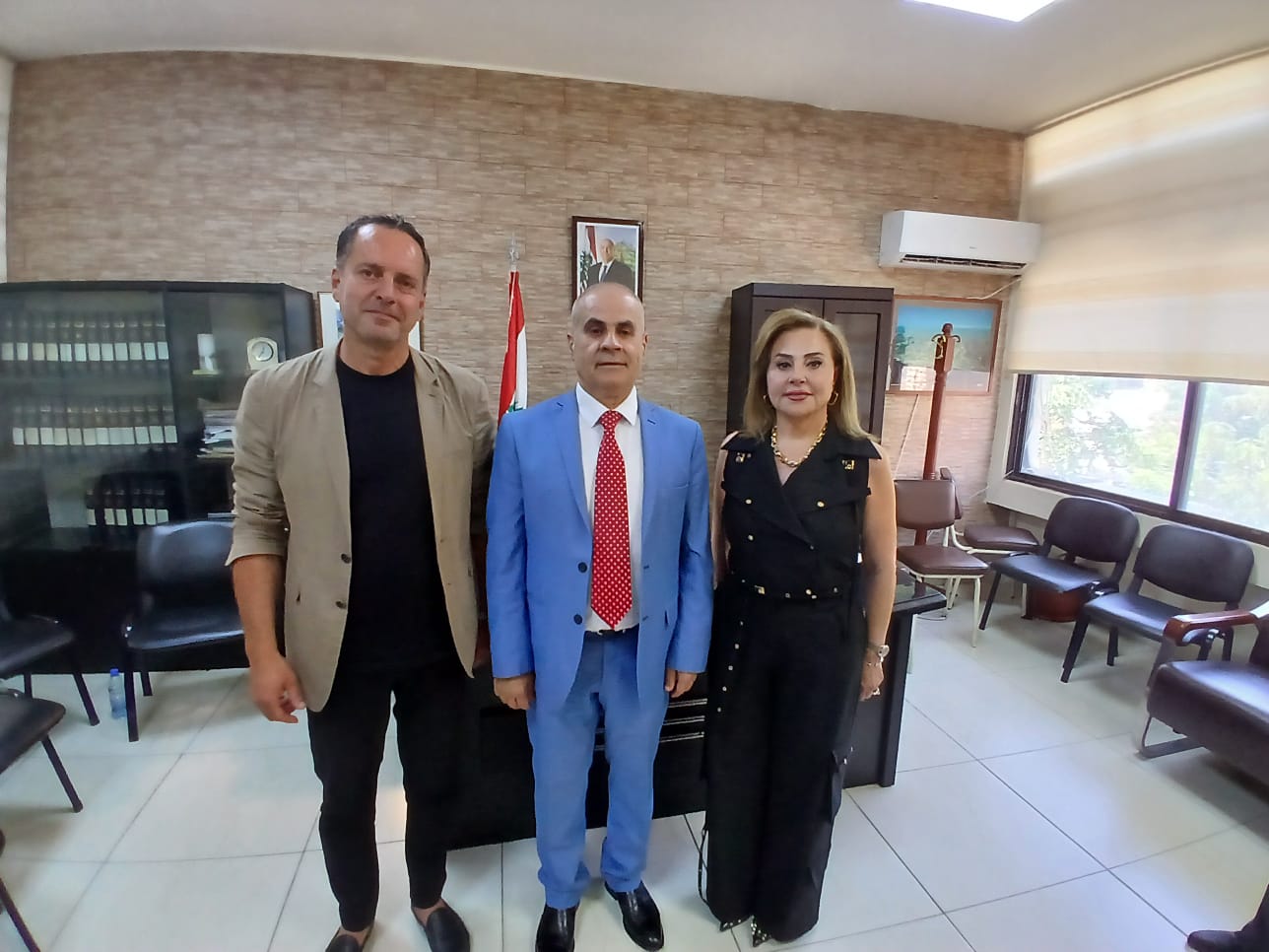 انتخب اليوم رؤساء وممثلو بلديات قضاء البترون رئيسا جديدا لاتحاد بلديات منطقة البترون