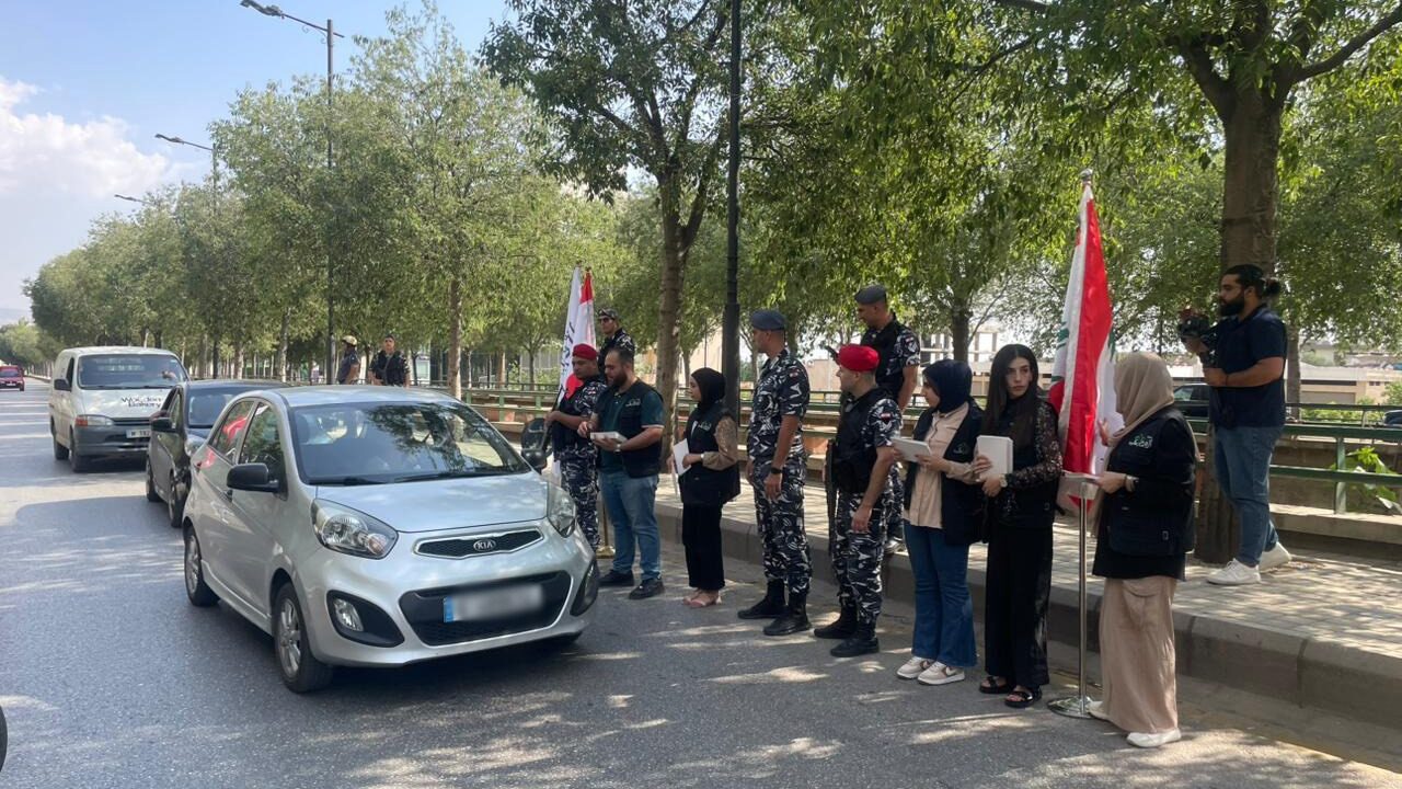 حواجز محبة أقامتها جمعية الهمام بالتعاون مع قوى الأمن الداخلي بمناسبة عيدها الـ 164 (حواجز محبة أقامتها جمعية الهمام بالتعاون مع قوى بمناسبة عيدها الـ الأمن 164