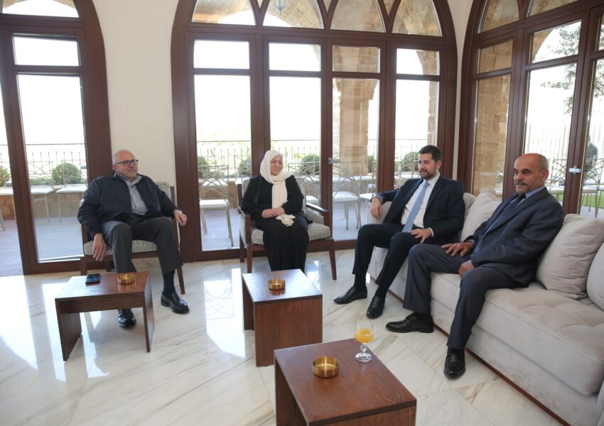 رئيس بلدية بقسطا إبراهيم مزهر يتقبل التهاني بالفوز بالتزكية